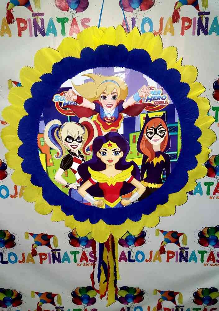 DC Super Hero Girls Pinata